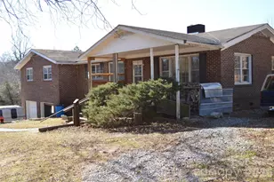 105 Edwards Rd, Landrum, SC 29356 - Photo 1