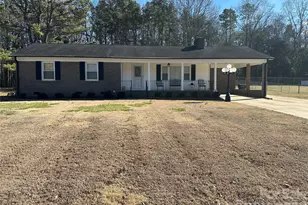 122 Cottonwood Dr, Mount Holly, NC 28120 - Photo 1