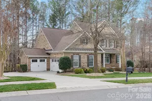 2404 Island Lake Dr, Charlotte, NC 28214 - Photo 1