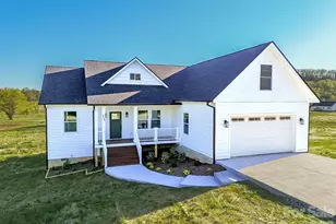 459 Waters Rd, Hendersonville, NC 28792 - Photo 1