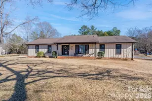 1048 Croatoan Dr, Rock Hill, SC 29730 - Photo 1