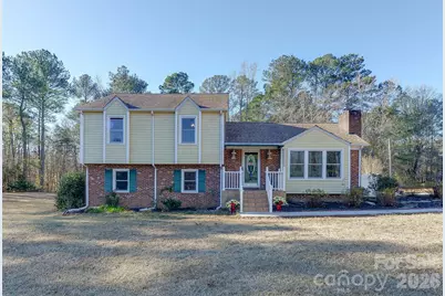 3021 University Drive, Lancaster, SC 29720 - Photo 1
