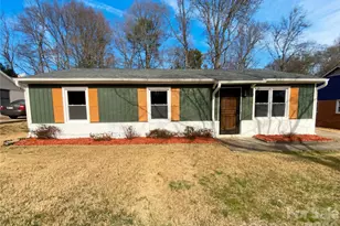 3610 Cypress Pond Dr, Charlotte, NC 28269 - Photo 1