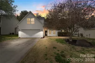 12028 Regent Ridge Ln, Charlotte, NC 28278 - Photo 1