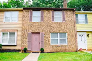 7526 Holly Grove Ct, Charlotte, NC 28227 - Photo 1