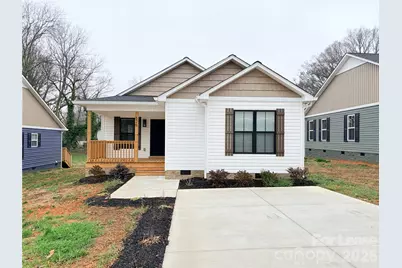 626 W Bell Street, Statesville, NC 28677 - Photo 1