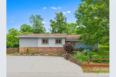 419 E Blue Ridge Road, East Flat Rock, NC 28726 - Photo 1