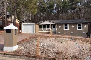 709 Meadowlake Dr, Columbia, SC 29203 - Photo 1