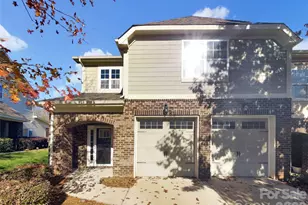 9428 Carneros Creek Rd, Charlotte, NC 28214 - Photo 1