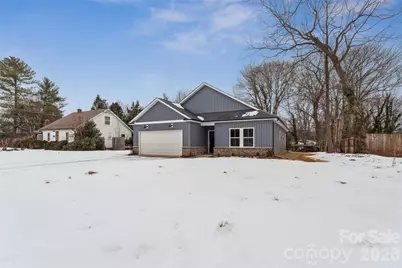 216 Magnolia Street, Statesville, NC 28677 - Photo 1