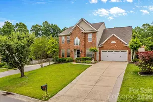 272 Glencoe Ln, Mooresville, NC 28117 - Photo 1