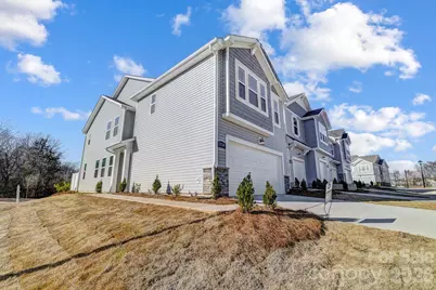 9302 Pagoda Oak Drive, Charlotte, NC 28269 - Photo 1
