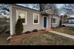 252 N Patterson St, Statesville, NC 28677 - Photo 1