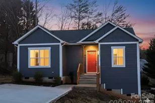 1225 39th St Cir SW, Hickory, NC 28602 - Photo 1