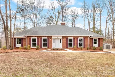 818 Eaglewood Avenue, Charlotte, NC 28212 - Photo 1