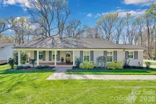 5752 Bellechasse St, Charlotte, NC 28210 - Photo 1