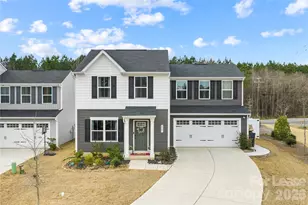 4447 Wild Rdg Dr, Charlotte, NC 28215 - Photo 1