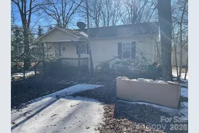 1143 Old Nc 105 None, Nebo, NC 28761 - Photo 1