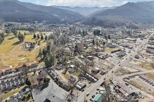 6 Neon Pl, Waynesville, NC 28786 - Photo 1