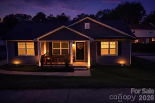 620 13th St SW, Hickory, NC 28602 - Photo 1