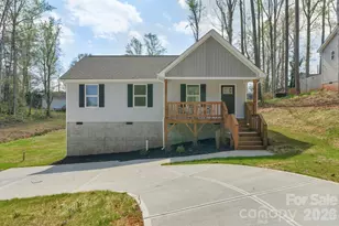 240 Parkland Dr, Forest City, NC 28043 - Photo 1