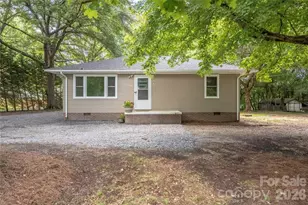 146 Staton Rd, Gastonia, NC 28056 - Photo 1