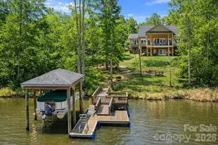 27 Wateree Key Ct, Winnsboro, SC 29180 - Photo 1
