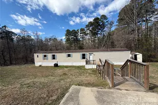 218 Tall Pines Ln, Bessemer City, NC 28016 - Photo 1