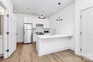 3515 Markland Dr, Charlotte, NC 28208 - Photo 1