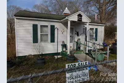 415 S Maple Street S, Dallas, NC 28034 - Photo 1