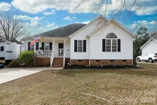 201 Sherwood Cir, Rock Hill, SC 29730 - Photo 1