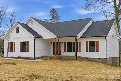 1949 Colonial Lane, Hickory, NC 28601 - Photo 1