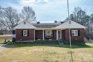 3325 Fairview Dr, Gastonia, NC 28052 - Photo 1