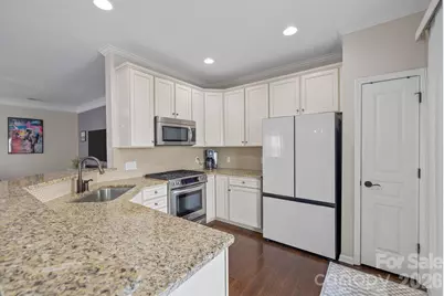 5916 Carrollton Lane, Charlotte, NC 28210 - Photo 1