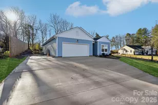 3567 Farmfield Dr, Claremont, NC 28610 - Photo 1