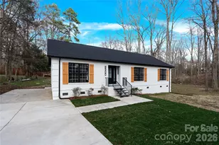 8900 Blaydon Dr, Charlotte, NC 28227 - Photo 1
