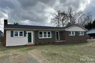 3999 Harrisburg Dr, Harrisburg, NC 28075 - Photo 1