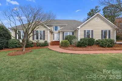 415 N Greenbriar Road, Statesville, NC 28625 - Photo 1