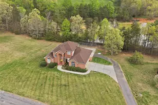 48 Oakdale Dr, Taylorsville, NC 28681 - Photo 1