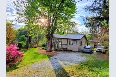8 Linda Vista Drive, Asheville, NC 28806 - Photo 1