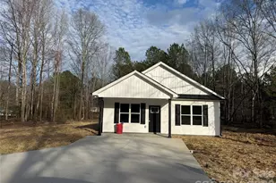 207 Bennett St, Wadesboro, NC 28170 - Photo 1