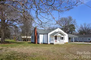 500 Gann St, Lowell, NC 28098 - Photo 1