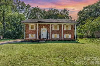 6000 Ferndale Place, Charlotte, NC 28215 - Photo 1