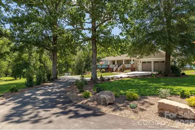 16 School House Road, Mills River, NC 28759 - Photo 1