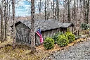 63 Alpaugh Dr, Waynesville, NC 28786 - Photo 1