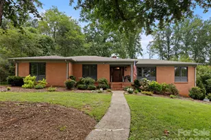 19 Pheasant Dr, Asheville, NC 28803 - Photo 1