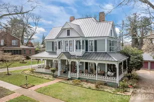 229 N Race St, Statesville, NC 28677 - Photo 1