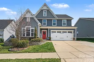 12607 ES Draper Dr, Huntersville, NC 28078 - Photo 1