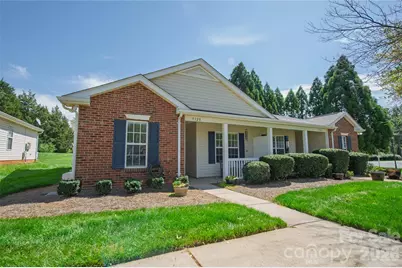 5320 Harris Cove Drive, Charlotte, NC 28269 - Photo 1