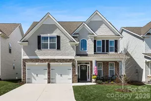265 Fox Cove Rd, Hendersonville, NC 28792 - Photo 1